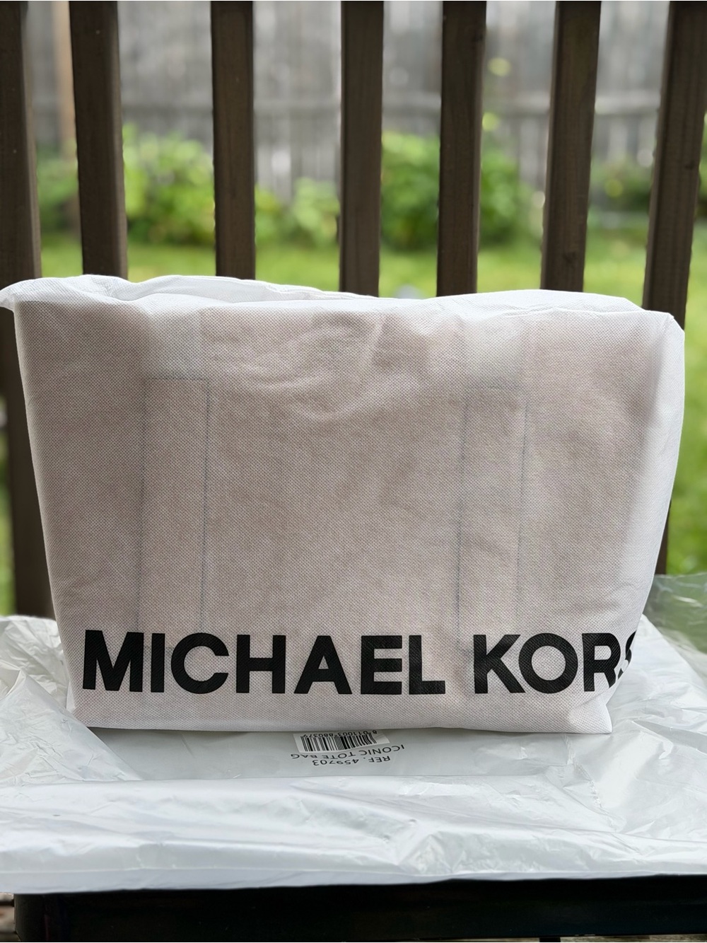 MICHAEL KORS Pale Pink Logo Strap Tote - Picture 2 of 12
